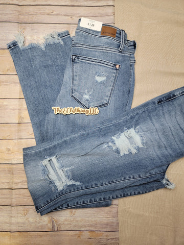 Judy Blue Distressed Straight Legg Mid Rise Jeans